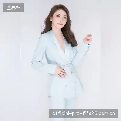 邓然怡